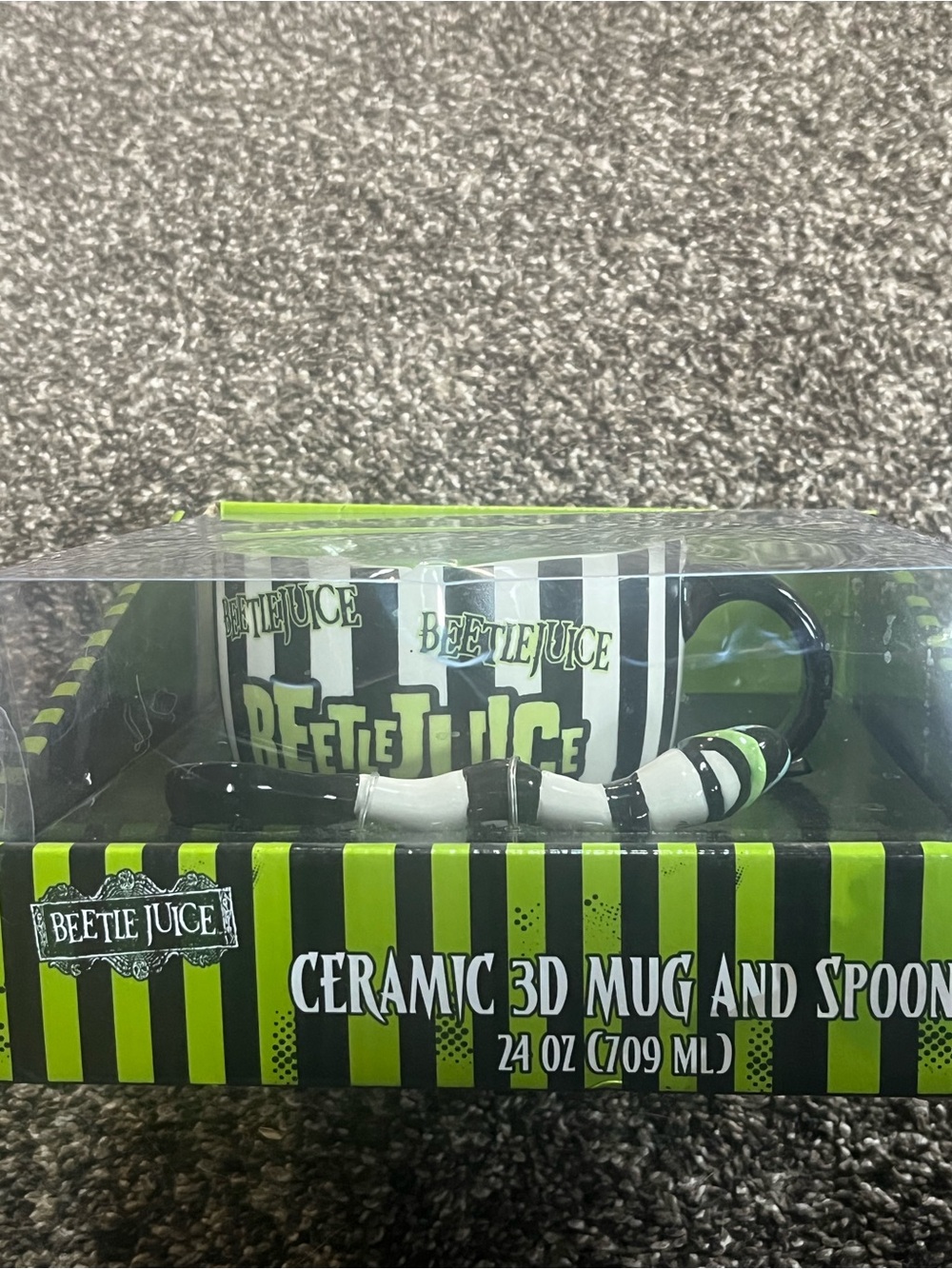 Beetlejuice Ceramic 3D Mug and Spoon - Black & Neon Green. New. Halloween. 🎃
